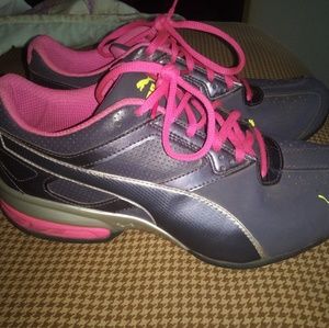 Women's Puma Shoes